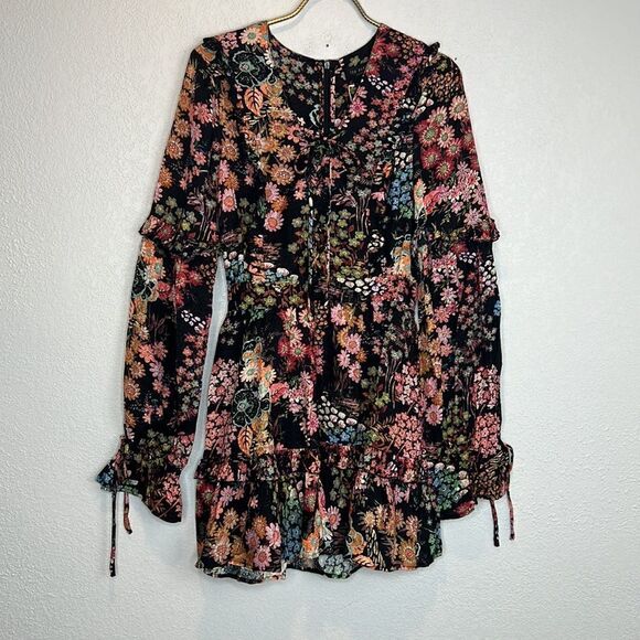 NWT Ted Baker HENDRIA MINI DRESS WITH RUFFLE DETAILS Size 0/ XS - Picture 2 of 15